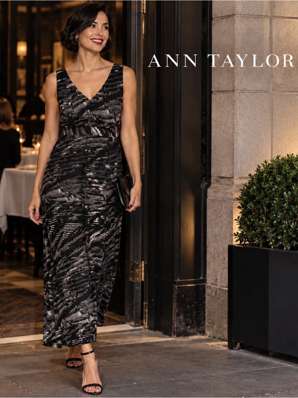 🌸Ann Taylor Black & Gray Abstract V-Neck Sleeveless Maxi Dress size M Evening